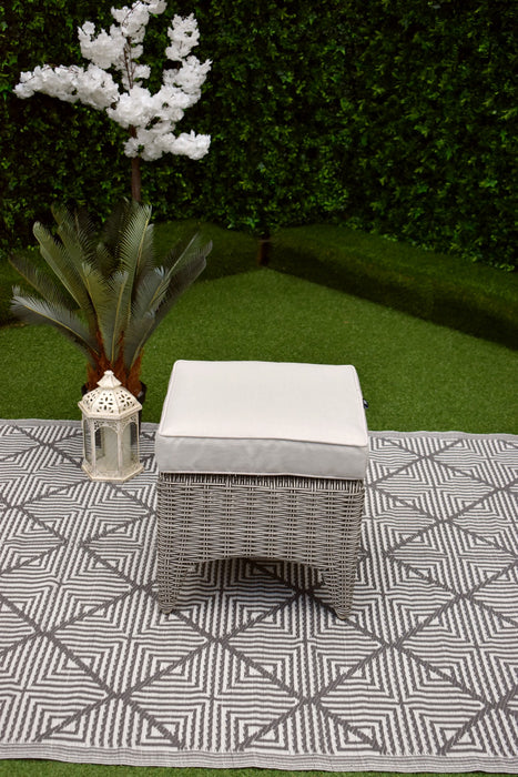 Verona Footstool