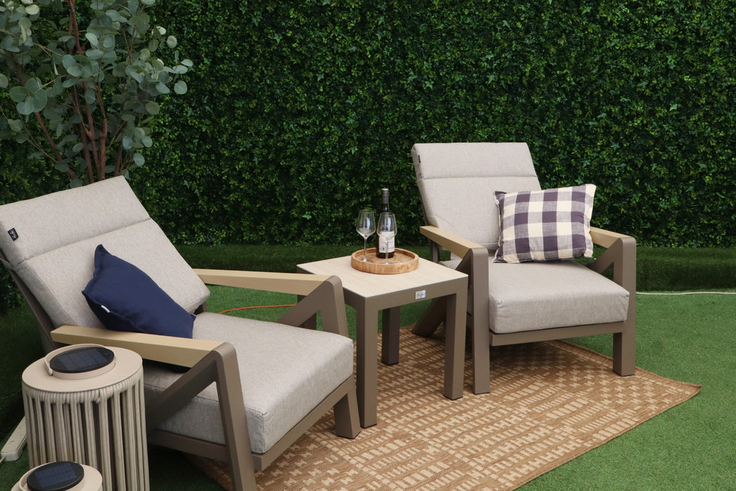 Long Island Reclining Bistro Suite