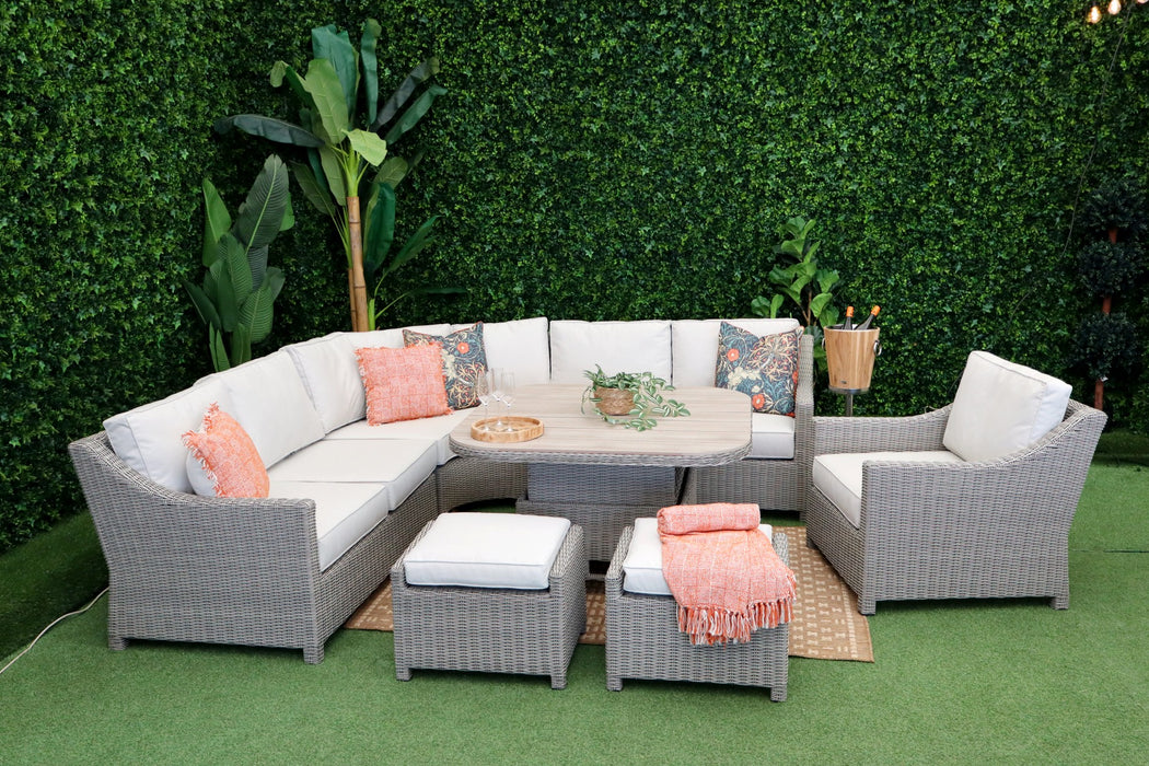 Verona Deluxe Curved Corner Suite