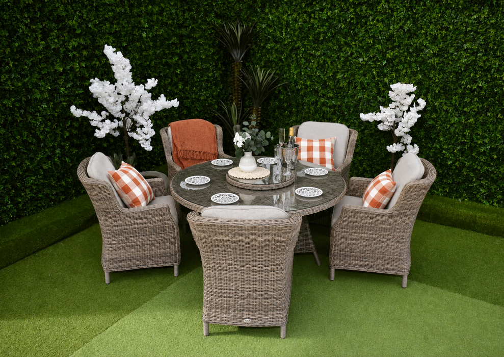 Amalfi Six Seater Windsor Suite