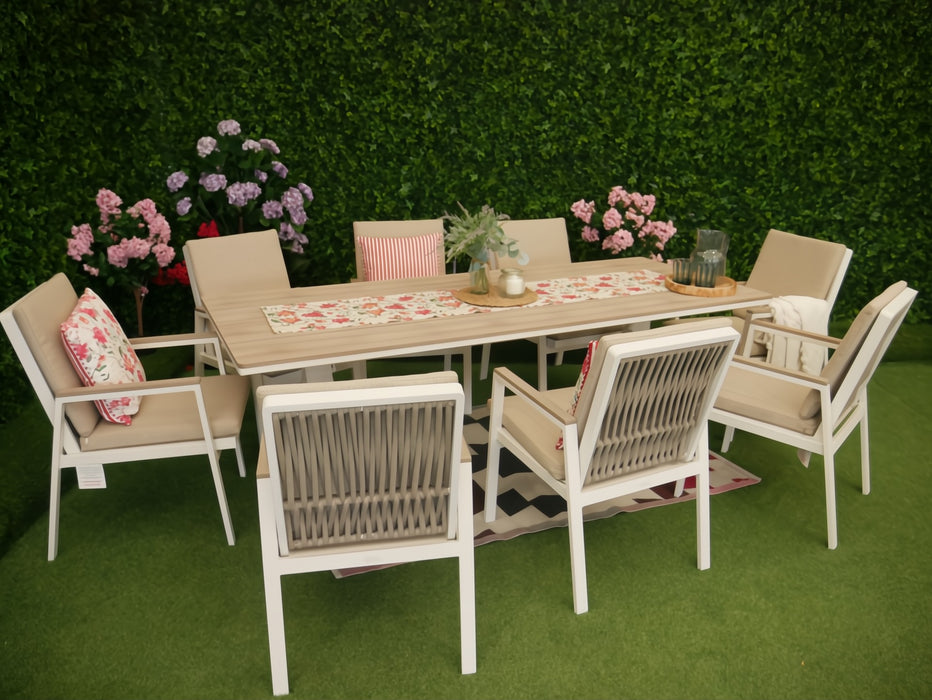 Cannes Eight Seater White