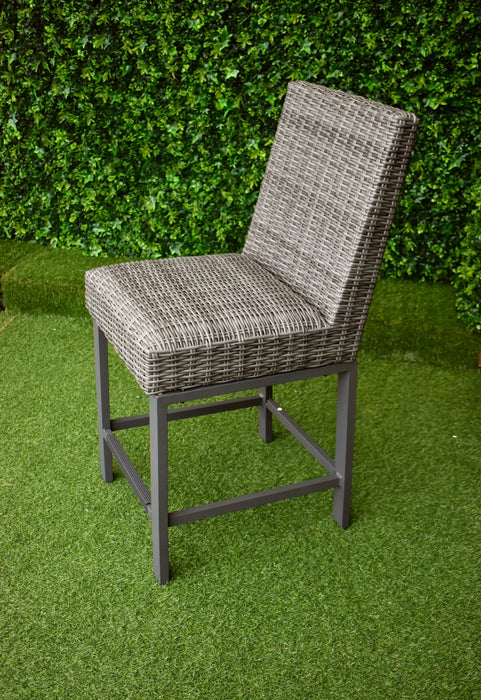 Outdoor wicker store bar stools