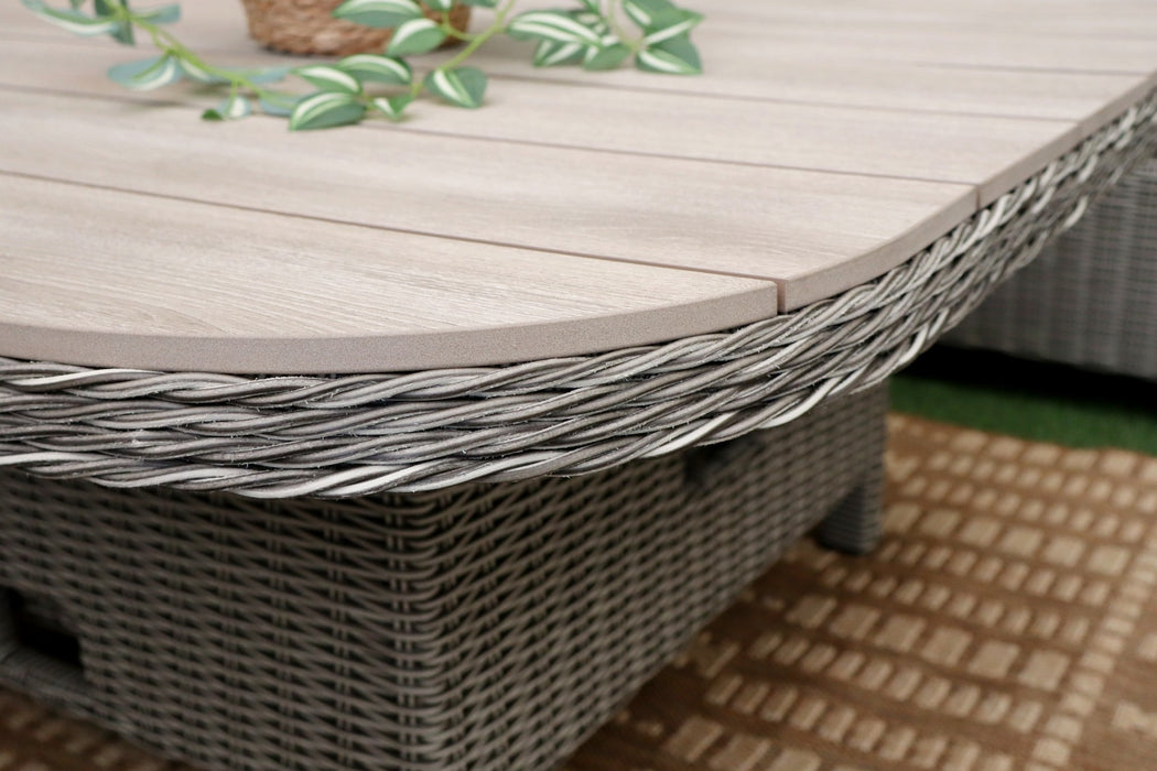 Verona Deluxe Curved Corner Suite