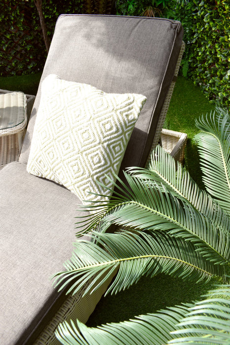 Sicily Daybed