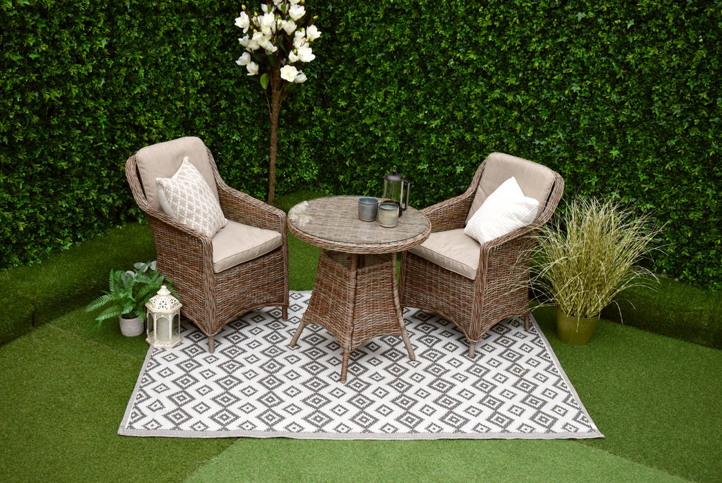 Lisbon bistro sales set the range