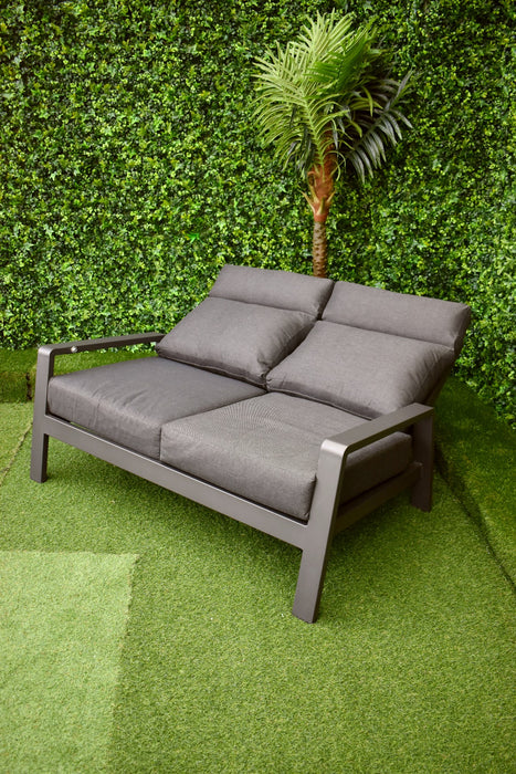 Tomar Four Piece Reclining Sofa Suite